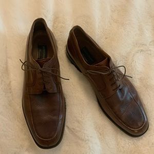 BOSTONIAN LEATHER SHOES